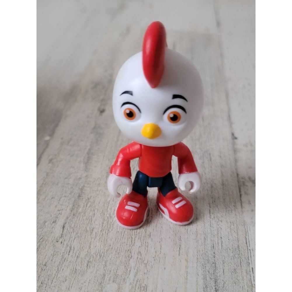 Hasbro SA 2018 chicken‎ rooster person toy figure